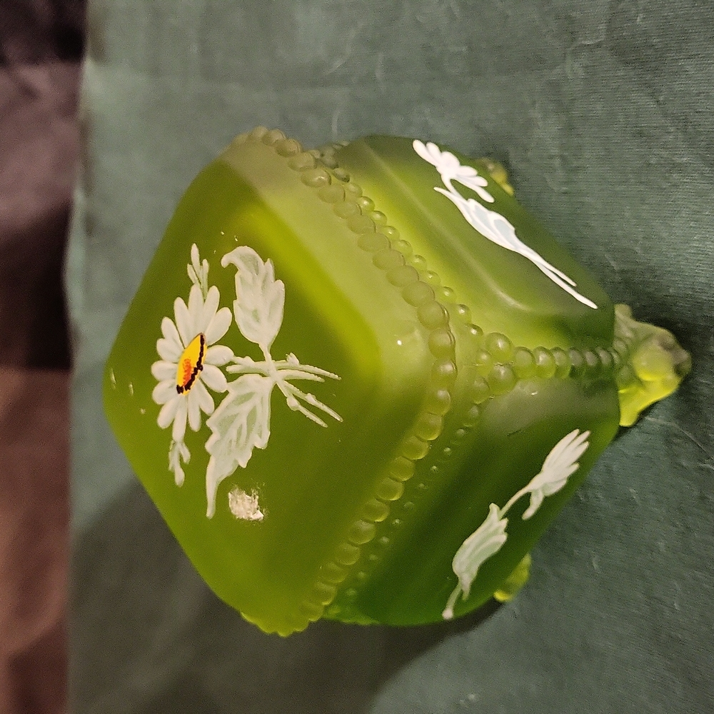 Vintage Westmoreland hand painted trinket box